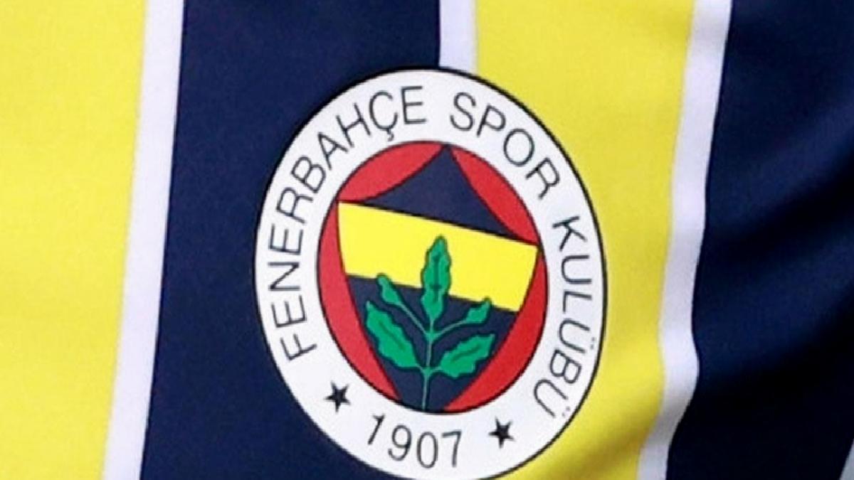 fenerbahcede-orta-transferde-bir-ayrilik-daha-donem-sonuna-kadar-kiralik-kHMAOBTp.jpg