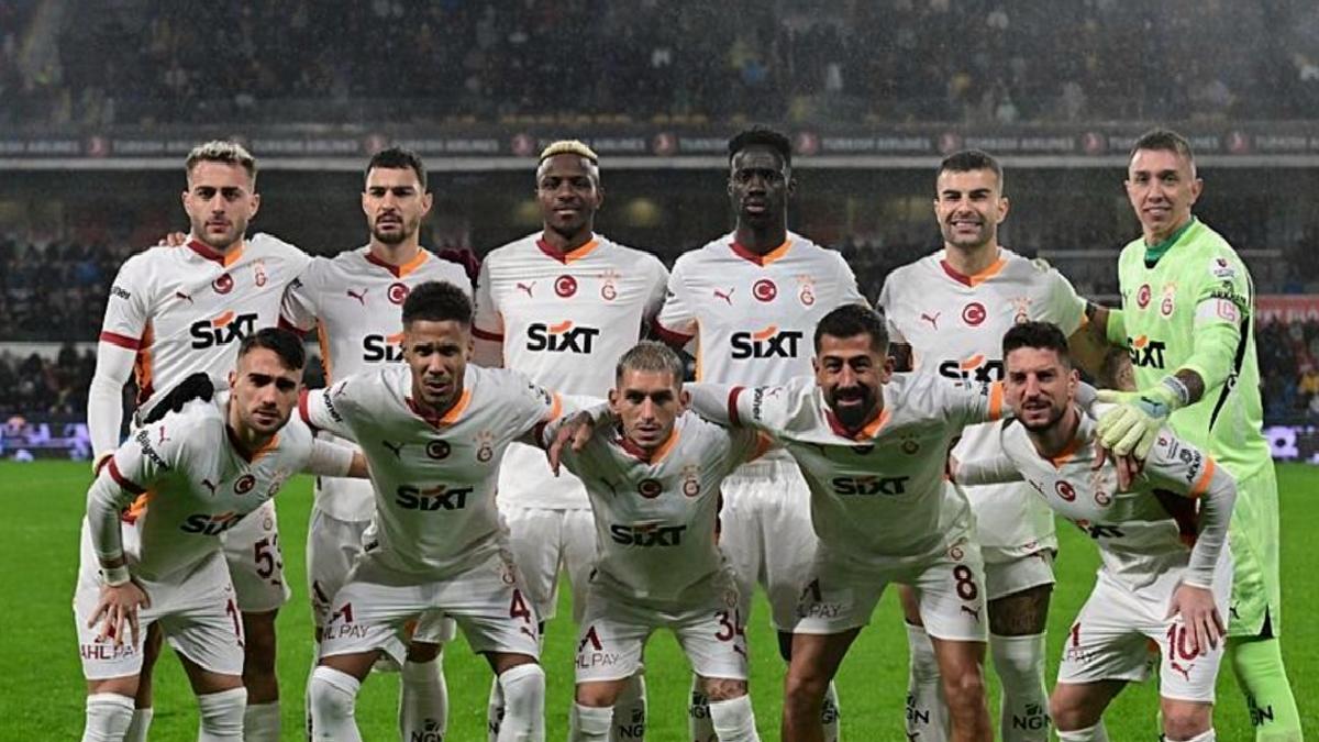 galatasarayda-sok-sakatlik-ajax-macinda-olmayacak-ACXcnK2i.jpg