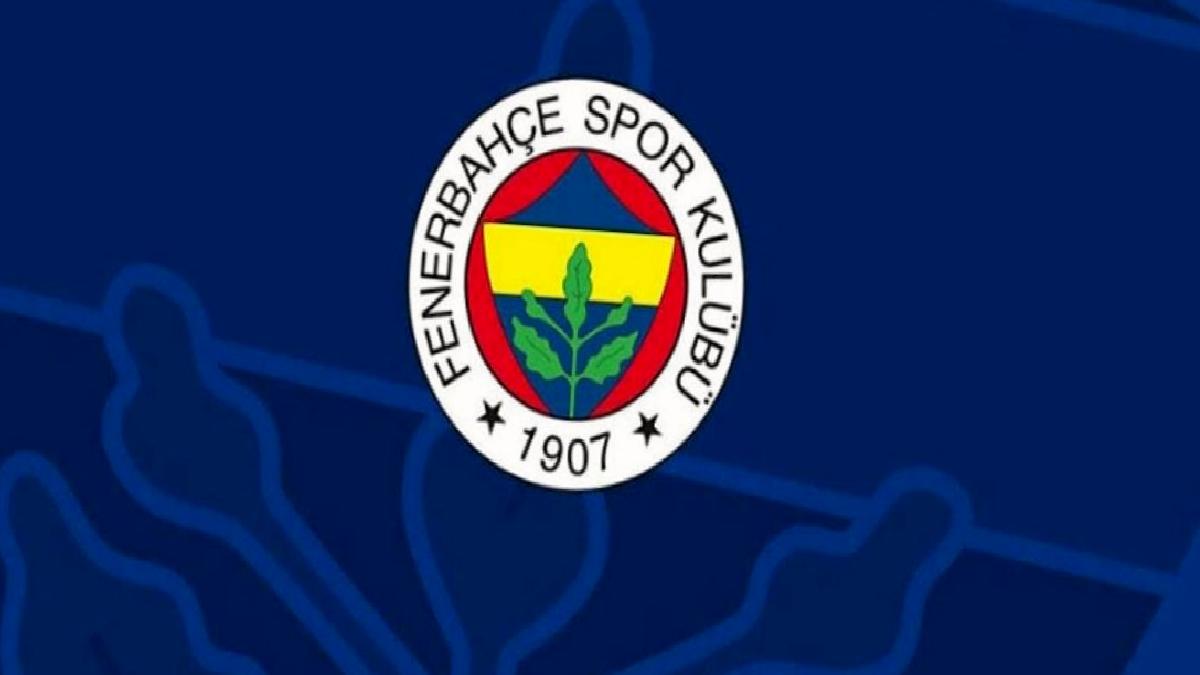 fenerbahce-3-ay-evvel-transfer-ettigi-oyuncu-ile-yollarini-ayirdi-XhCg4Jeq.jpg