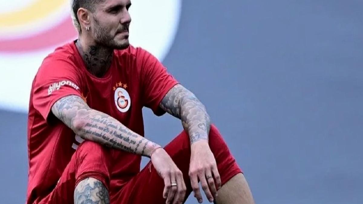 icardi-galatasaray-taraftarina-mustuyu-verdi-IYFjOuHV.jpg