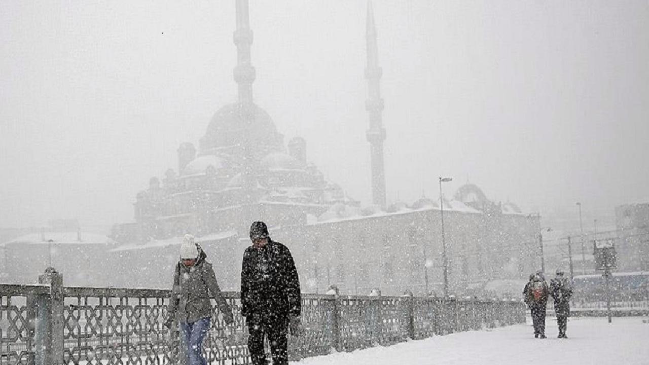 kar-geliyor-bugun-yurt-genelinde-hava-nasil-olacak-4-subat-2025-BdGBxFDj.jpg