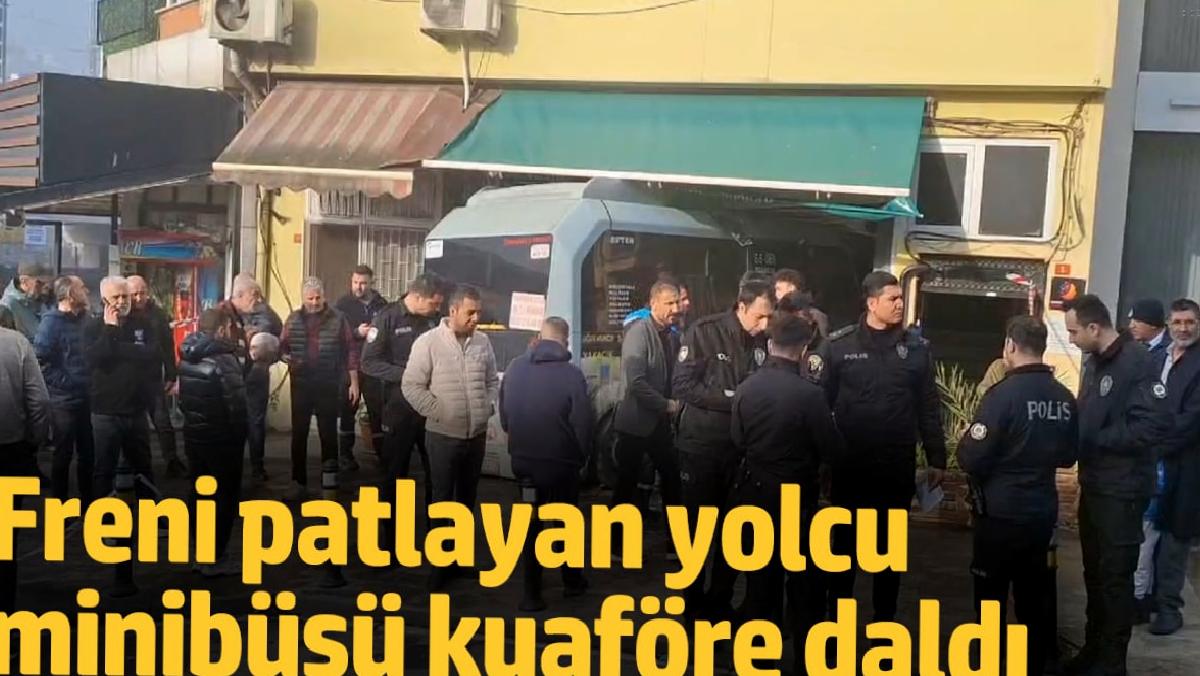 kartalda-freni-patlayan-yolcu-minibusu-kuafore-daldi-3-kisi-yaralandi-3l8x5st7.jpg