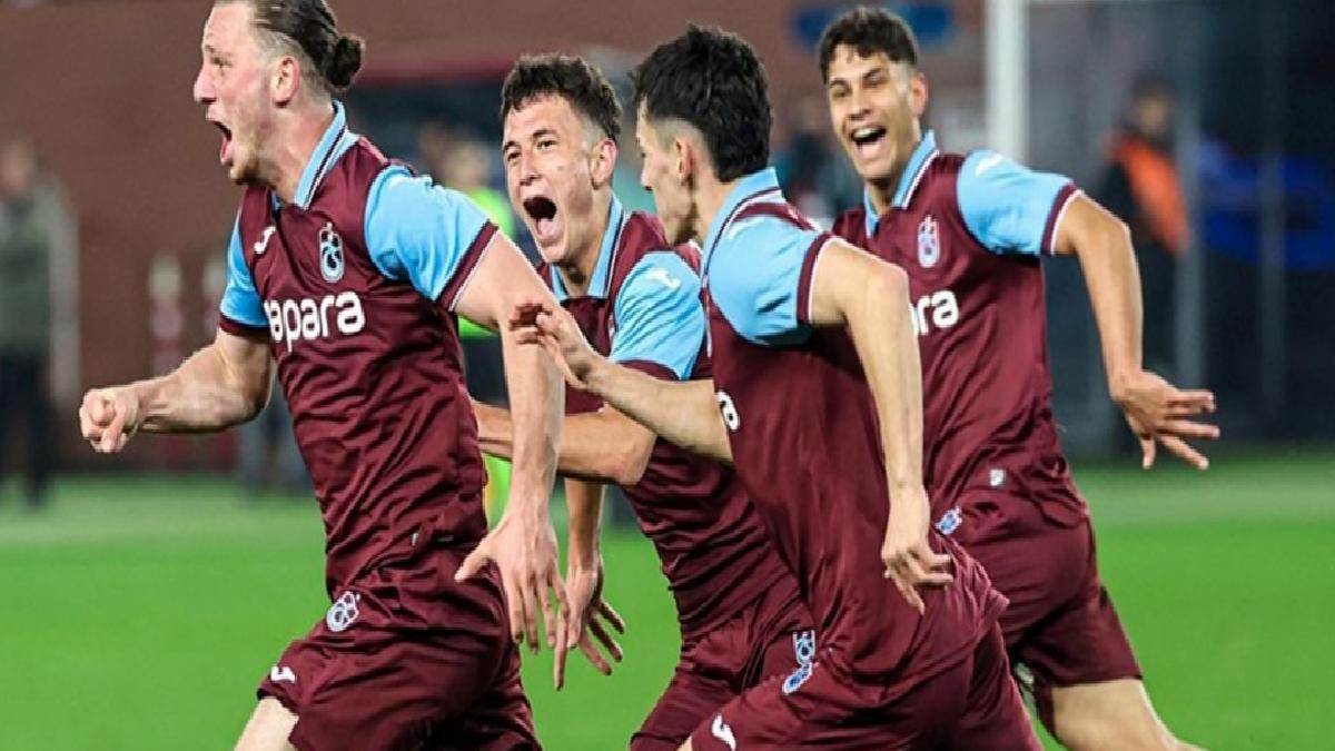 trabzonspor-juventusu-devirdi-uefa-genclik-liginde-son-16ya-yukseldi-clKaS8i7.jpg