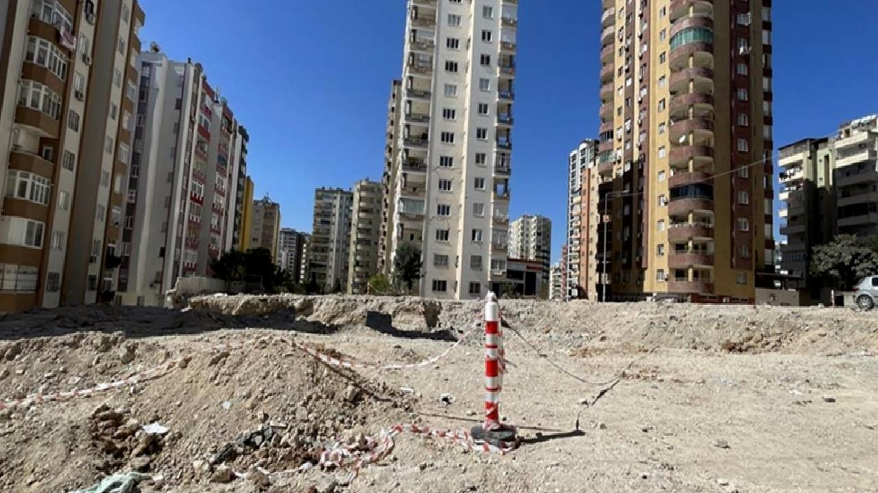 zelzelede-42-kisinin-can-verdigi-apartmanda-buyuk-ihmal-yonetmeligi-takan-olmamis-Tsm5wYIK.jpg